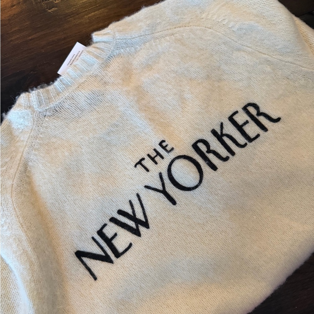 J. Crew Cream Crewneck Sweater with Navy 'The New Yorker' Logo - Picture 4 of 4